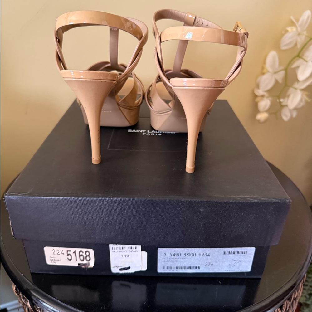 YSL Nude Patent Platform T-Strap High Heel Sandals - Picture 4 of 12